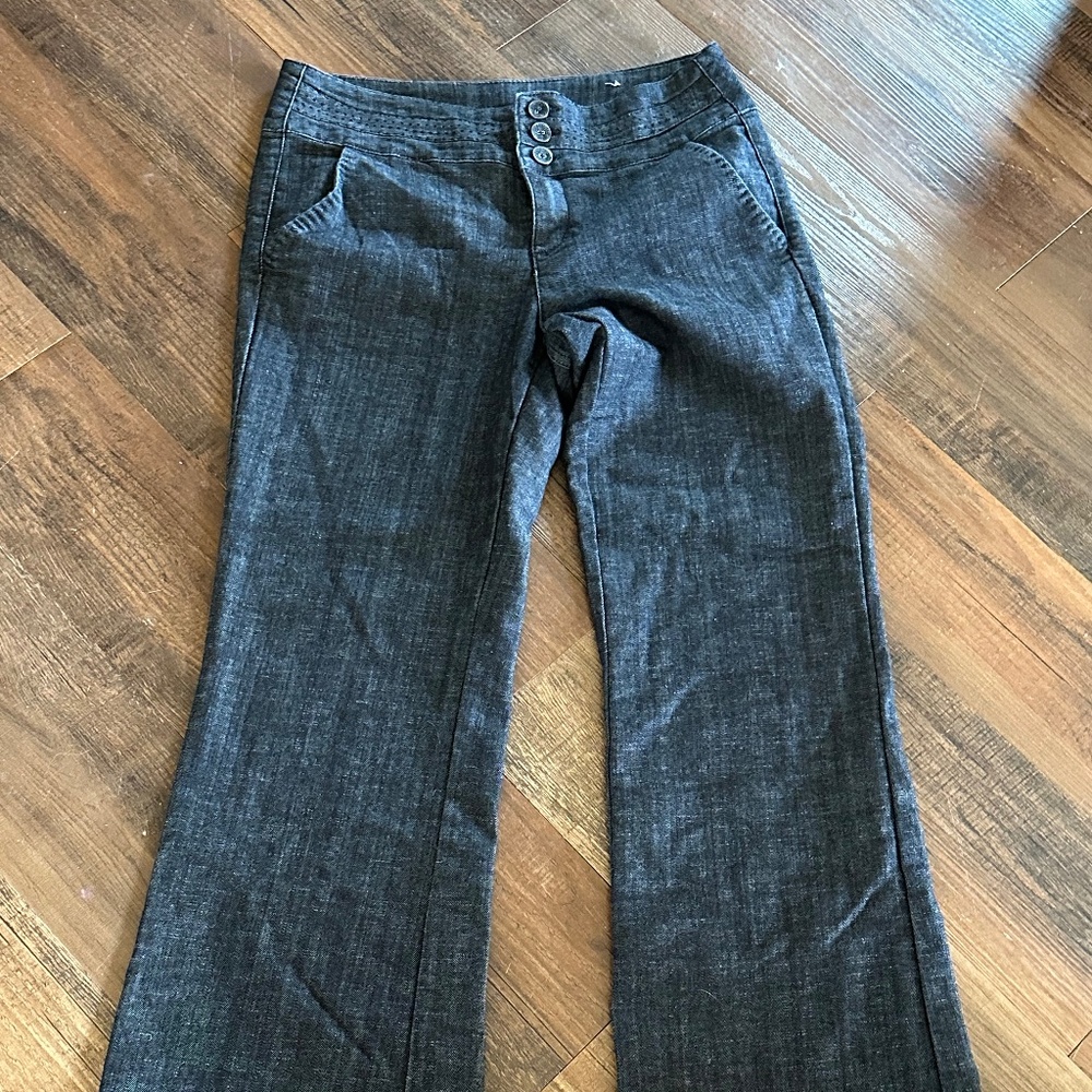 MAURICES BOOT LEG JEANS SIZE 9/10 SHORT